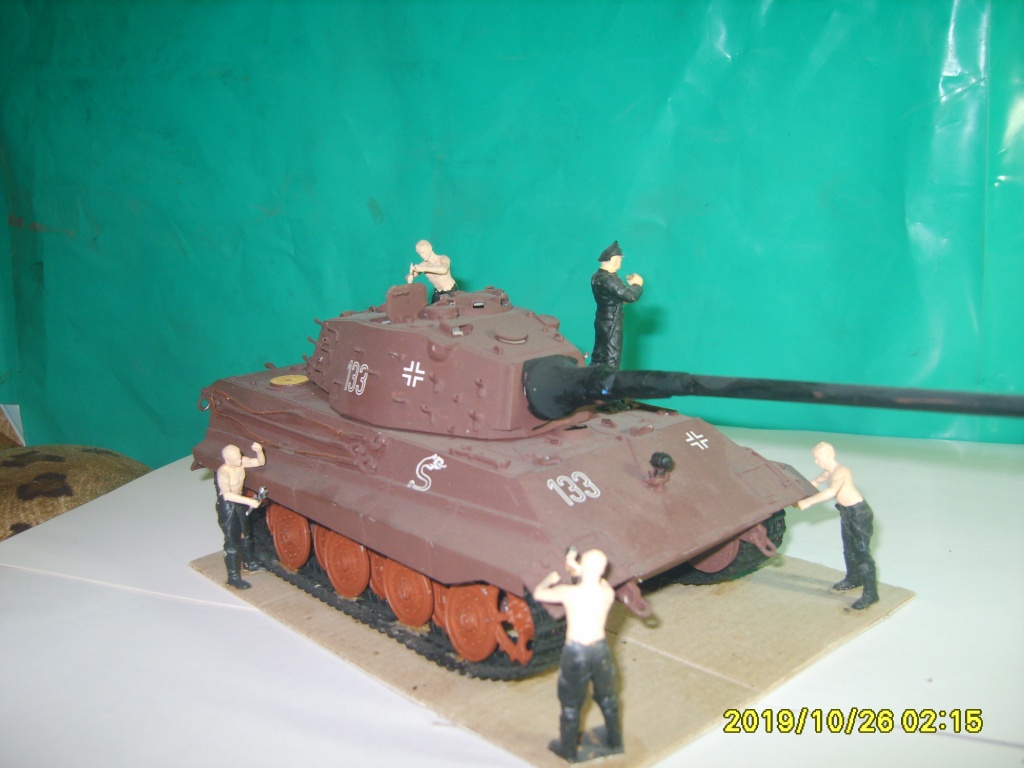 (фото 4) тяжелый танк Е-75 с экипажем..JPG