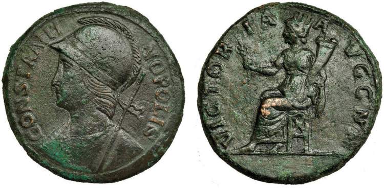 Фоллис императора Константа. 330-346 г.г. с изображением аллегорических фигур Константинополя.